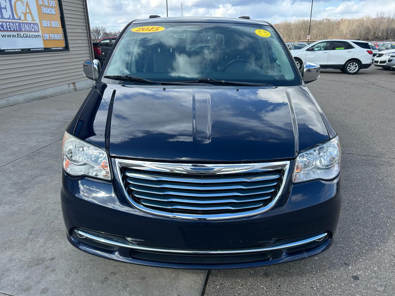 Chrysler Town & Country Touring-L 2015