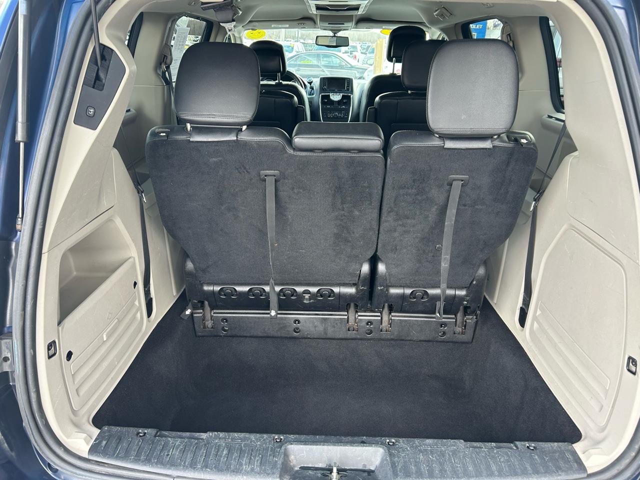 Chrysler Town & Country Touring-L 2015