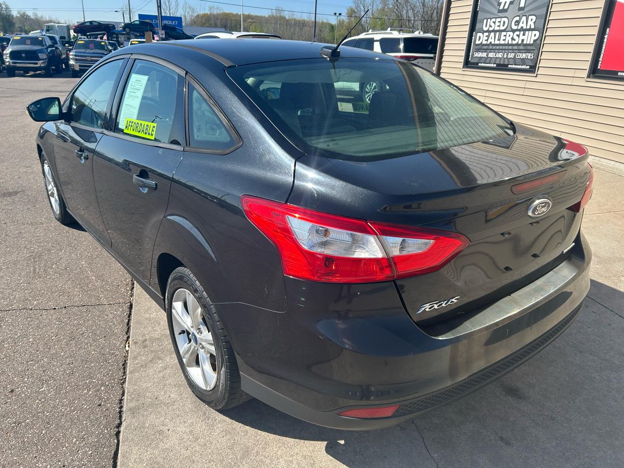 Ford Focus SE Sedan 2013