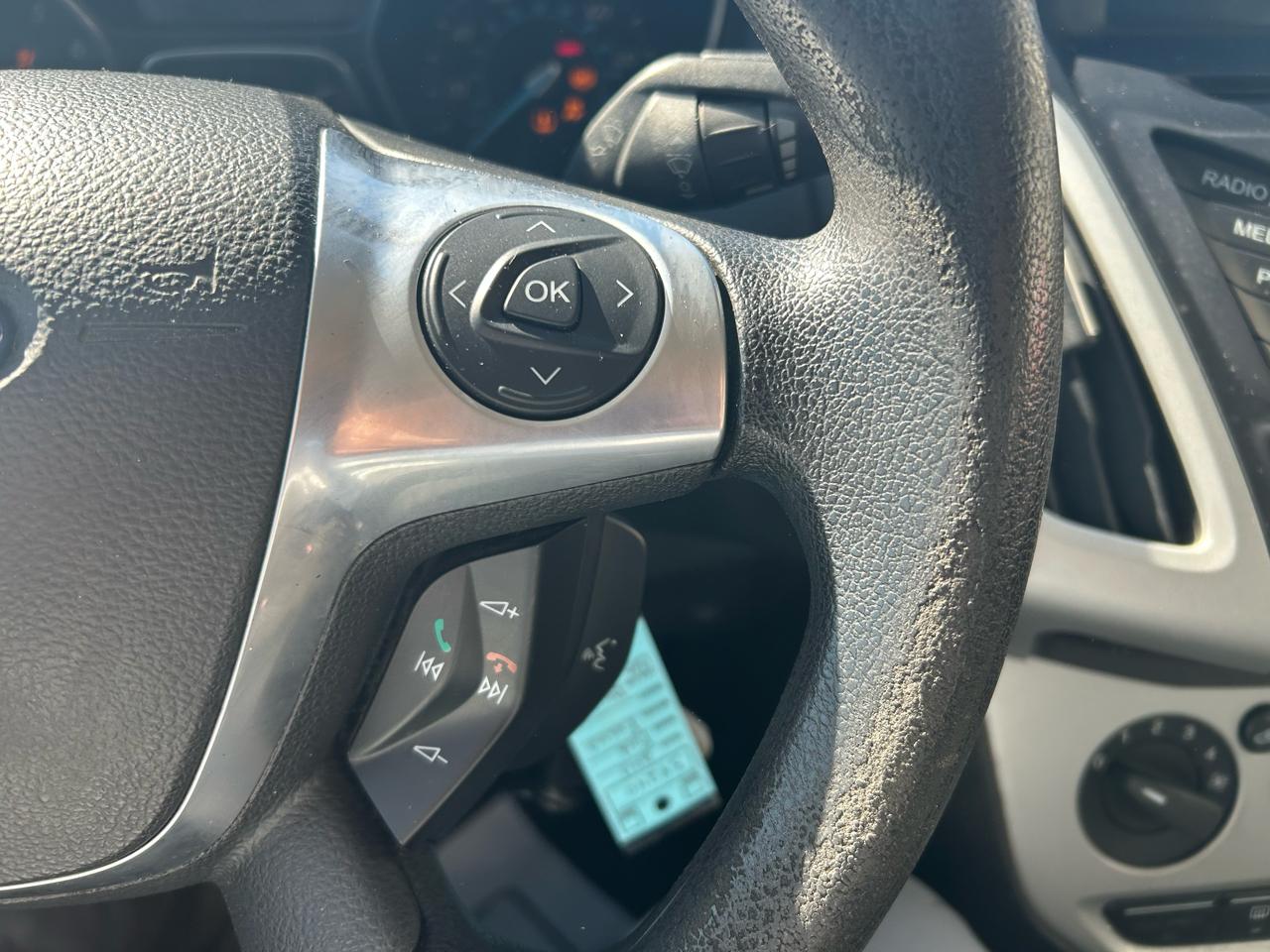 Ford Focus SE Sedan 2013
