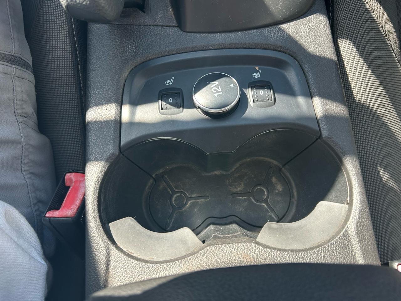Ford Focus SE Sedan 2013