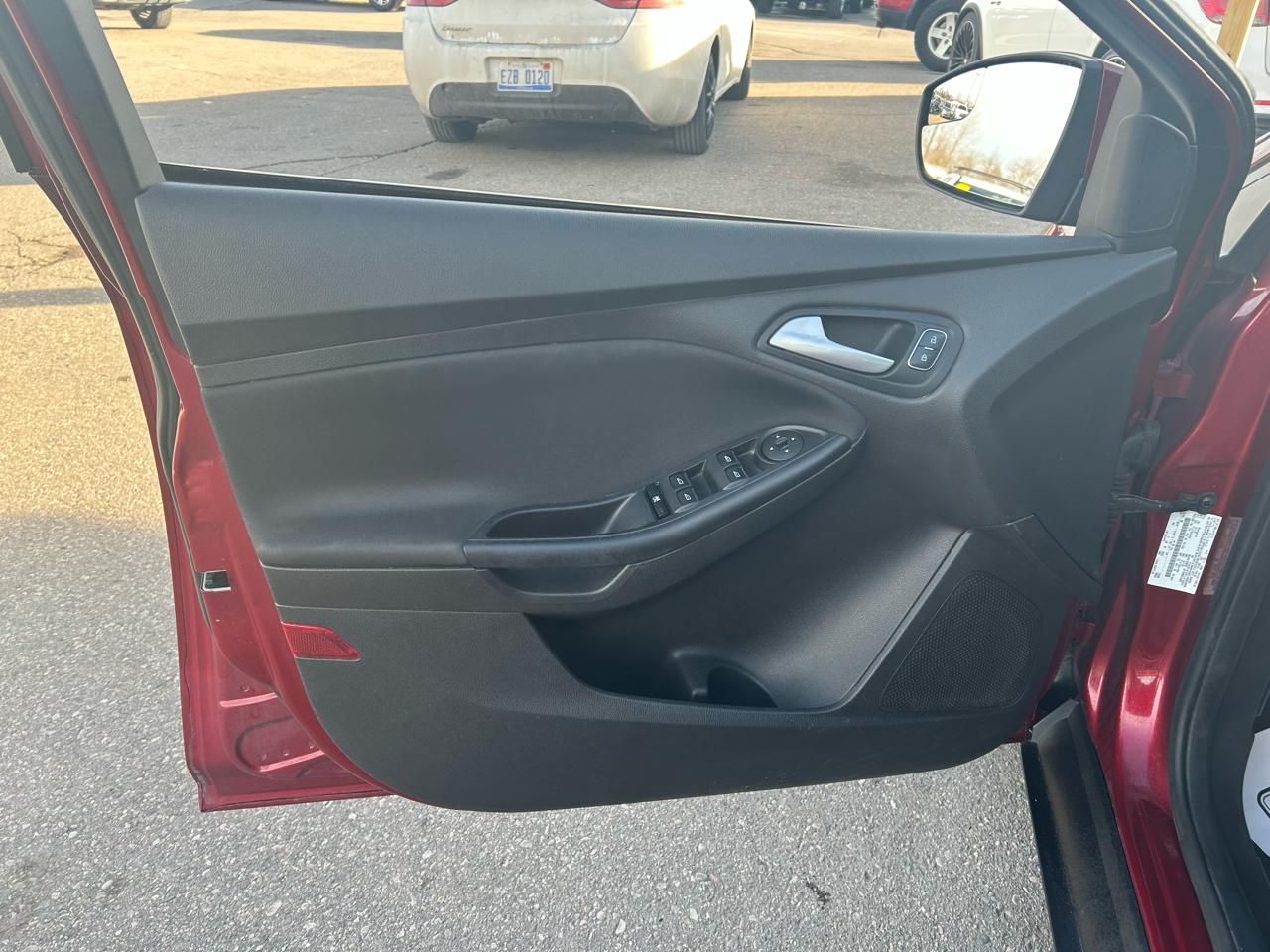 Ford Focus SE Sedan 2015