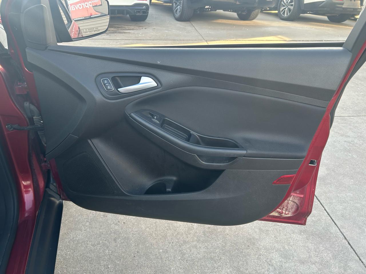 Ford Focus SE Sedan 2015