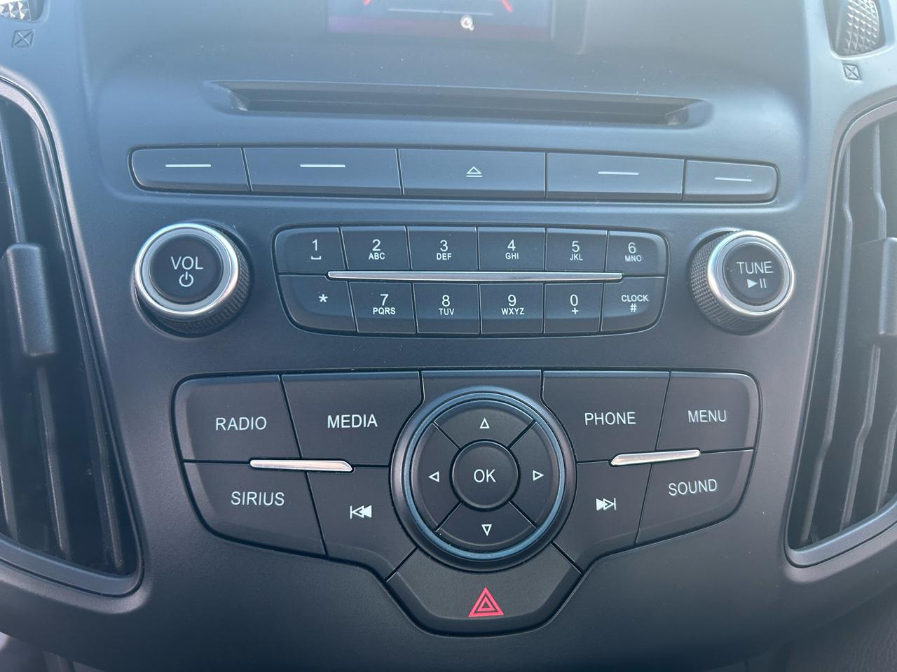 Ford Focus SE Sedan 2015