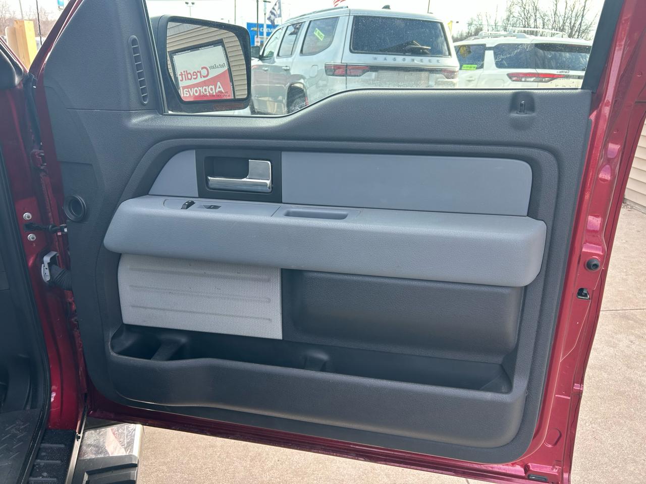 Ford F-150 SuperCrew 139" XLT 4WD 2014