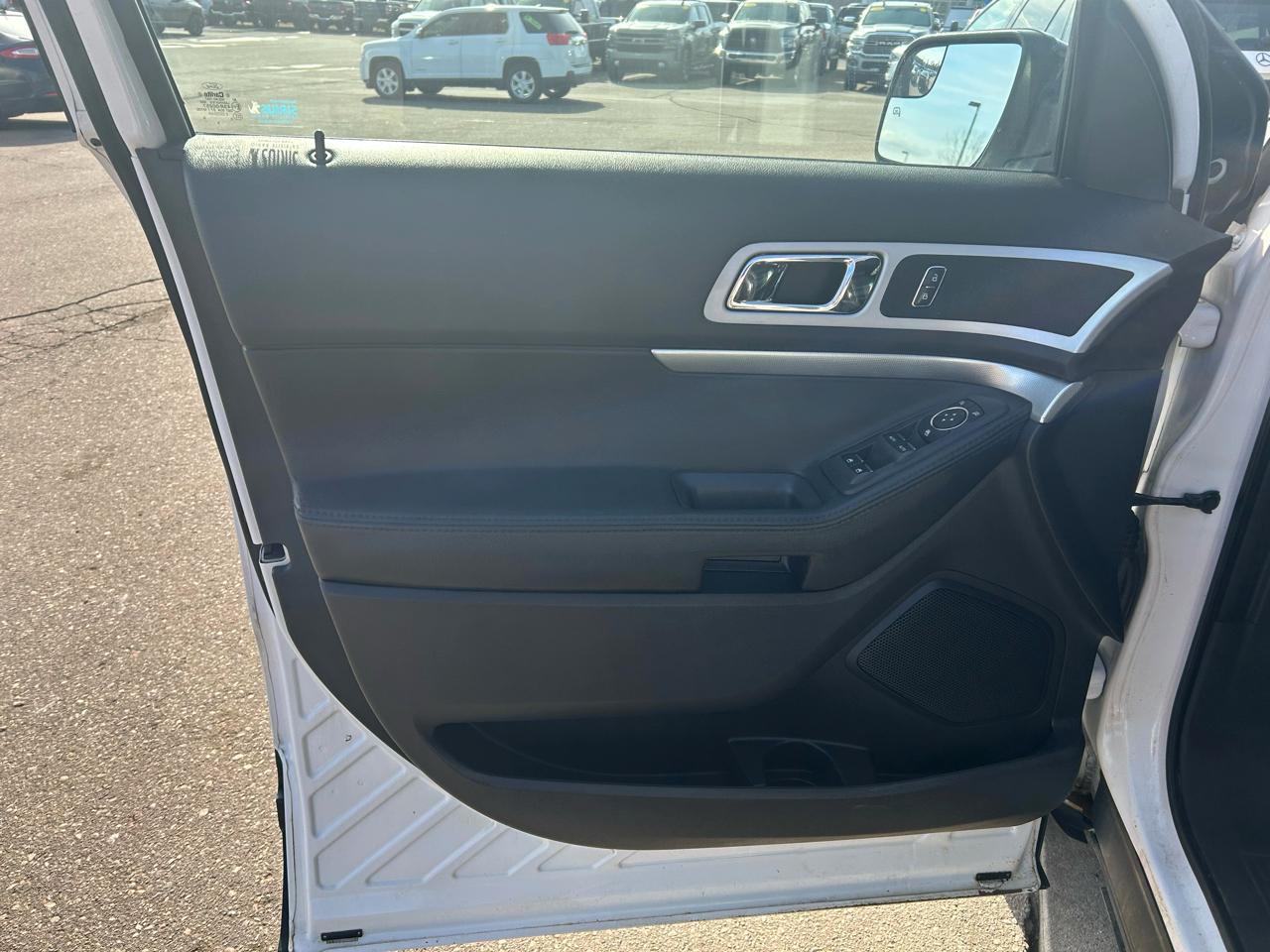 Ford Explorer XLT 4WD 2014