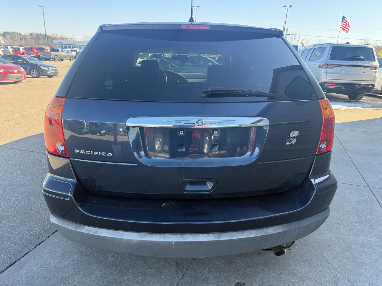 Chrysler Pacifica LX FWD 2008