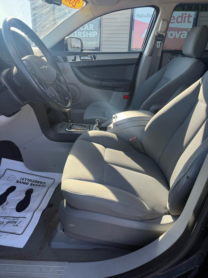 Chrysler Pacifica LX FWD 2008