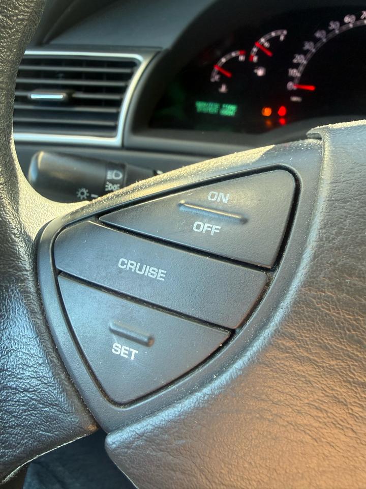 Chrysler Pacifica LX FWD 2008