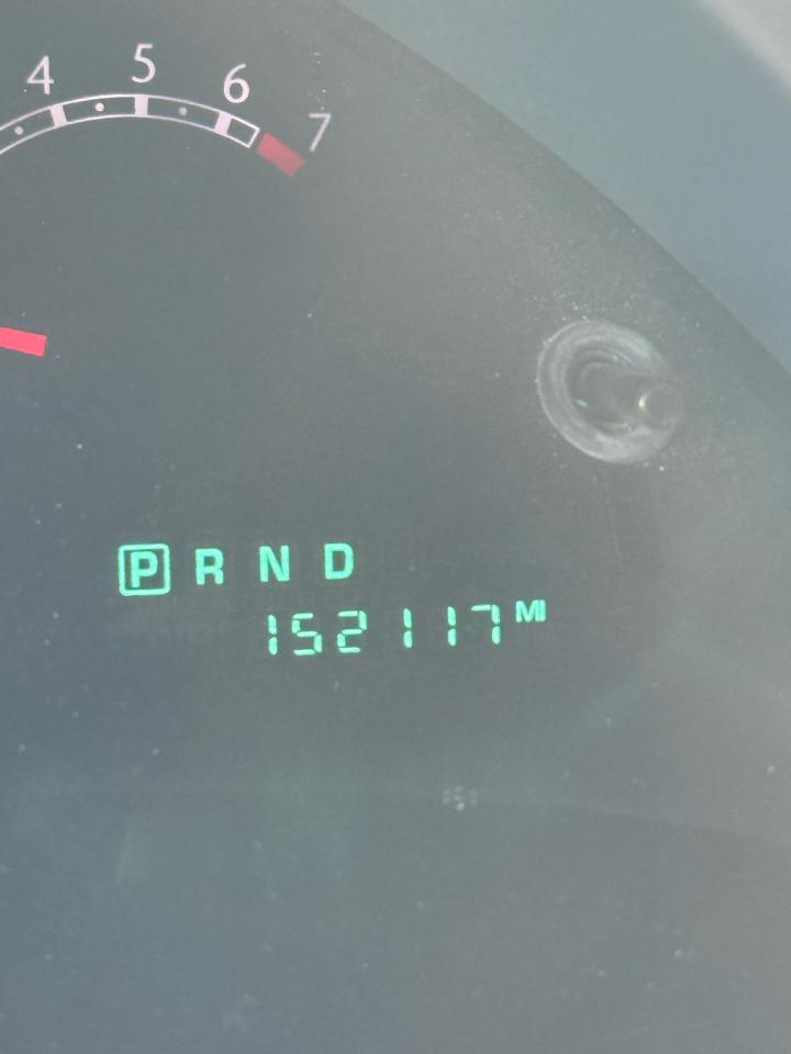 Chrysler Pacifica LX FWD 2008