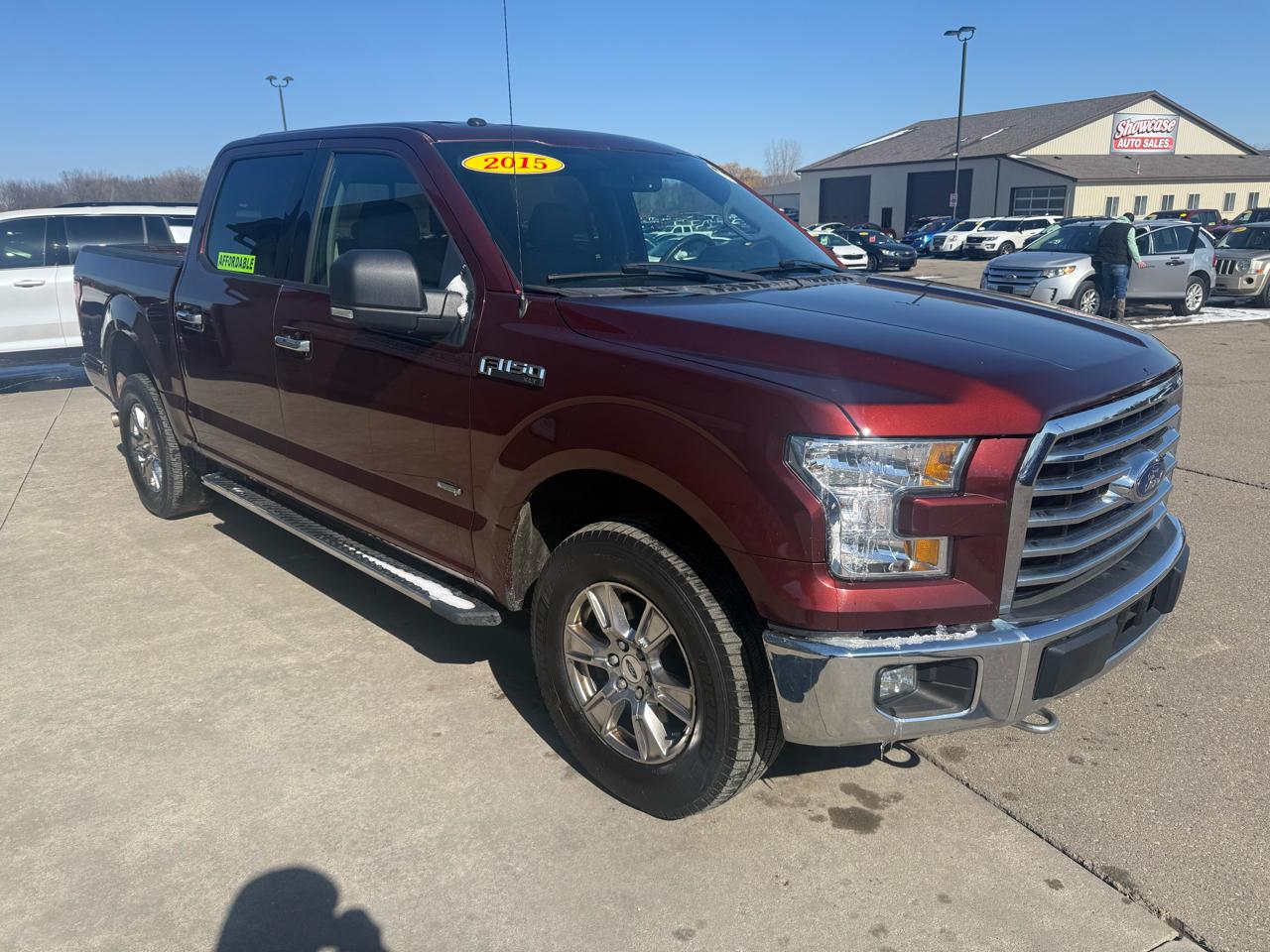Ford F-150 XL SuperCrew 5.5-ft. Bed 4WD 2015