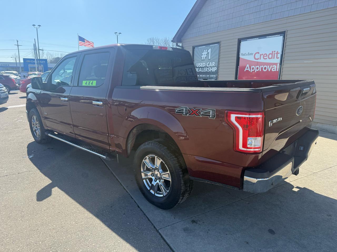 Ford F-150 XL SuperCrew 5.5-ft. Bed 4WD 2015