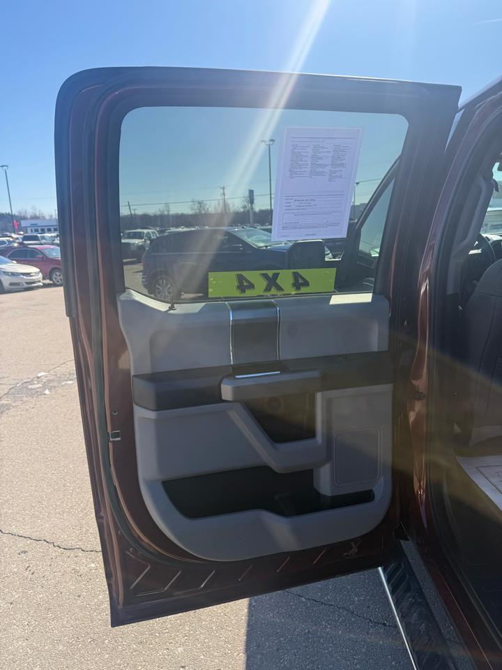 Ford F-150 XL SuperCrew 5.5-ft. Bed 4WD 2015