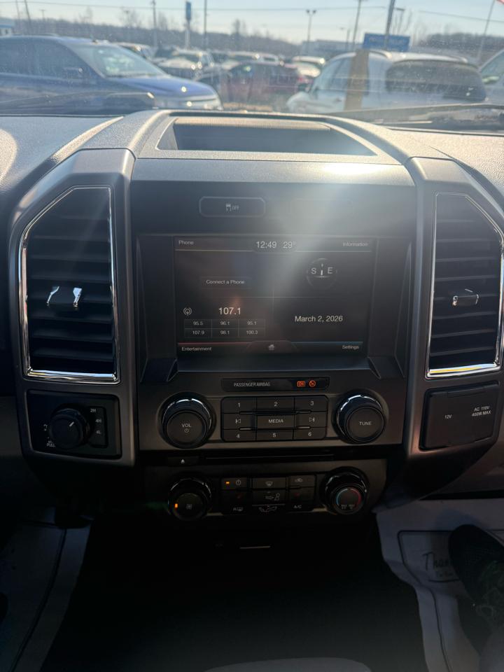 Ford F-150 XL SuperCrew 5.5-ft. Bed 4WD 2015