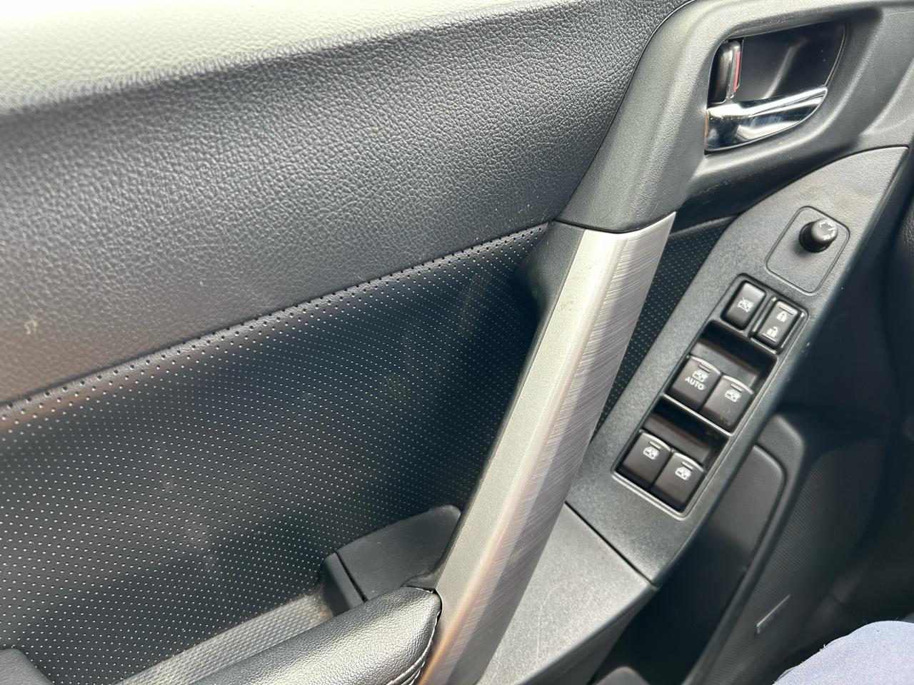 Subaru Forester 2.5i Touring 2016