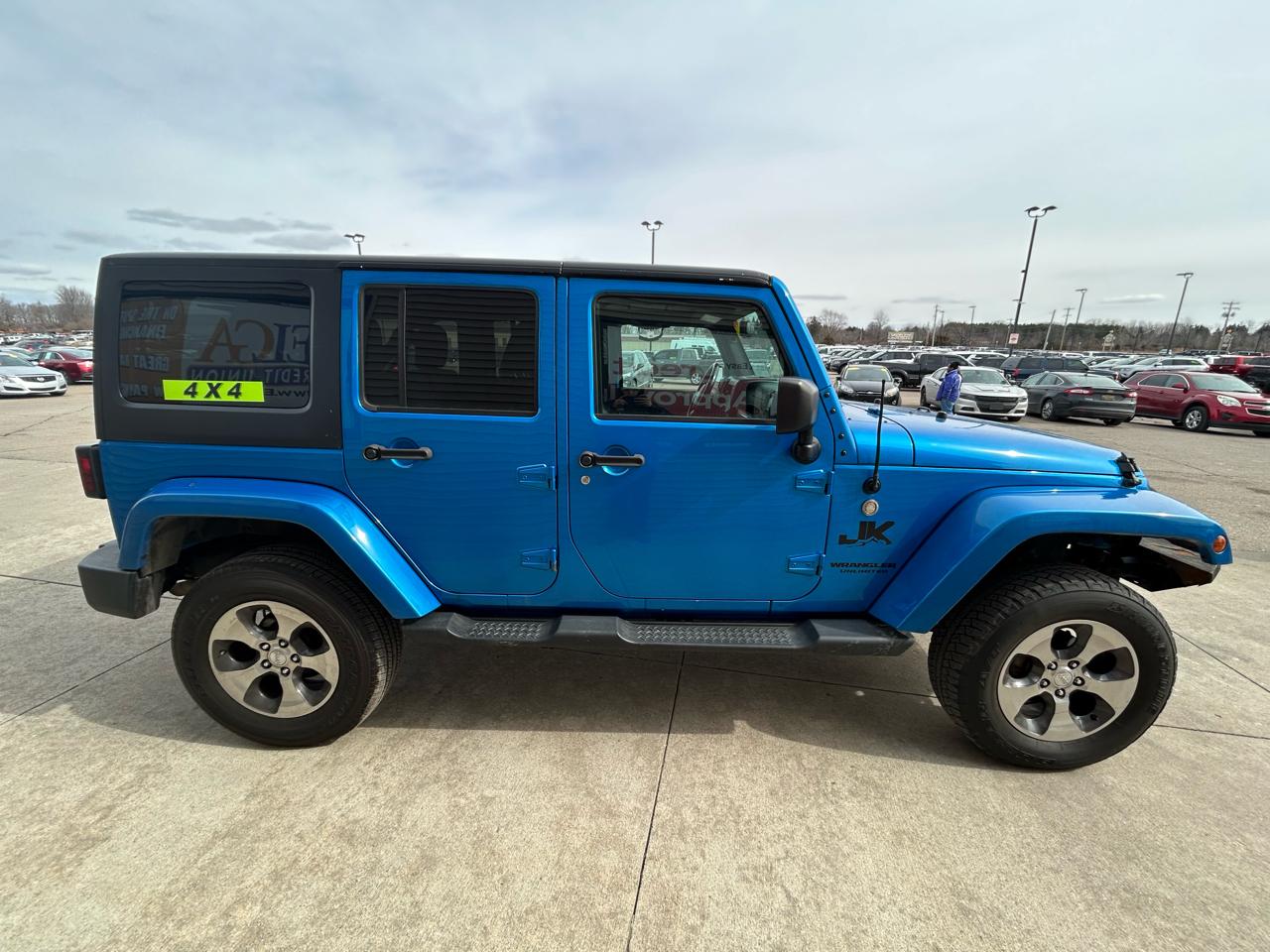 Jeep Wrangler Unlimited Sahara 4WD 2015