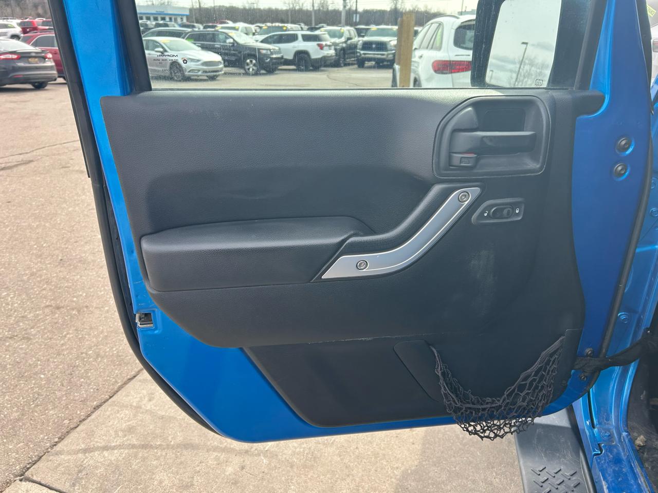 Jeep Wrangler Unlimited Sahara 4WD 2015