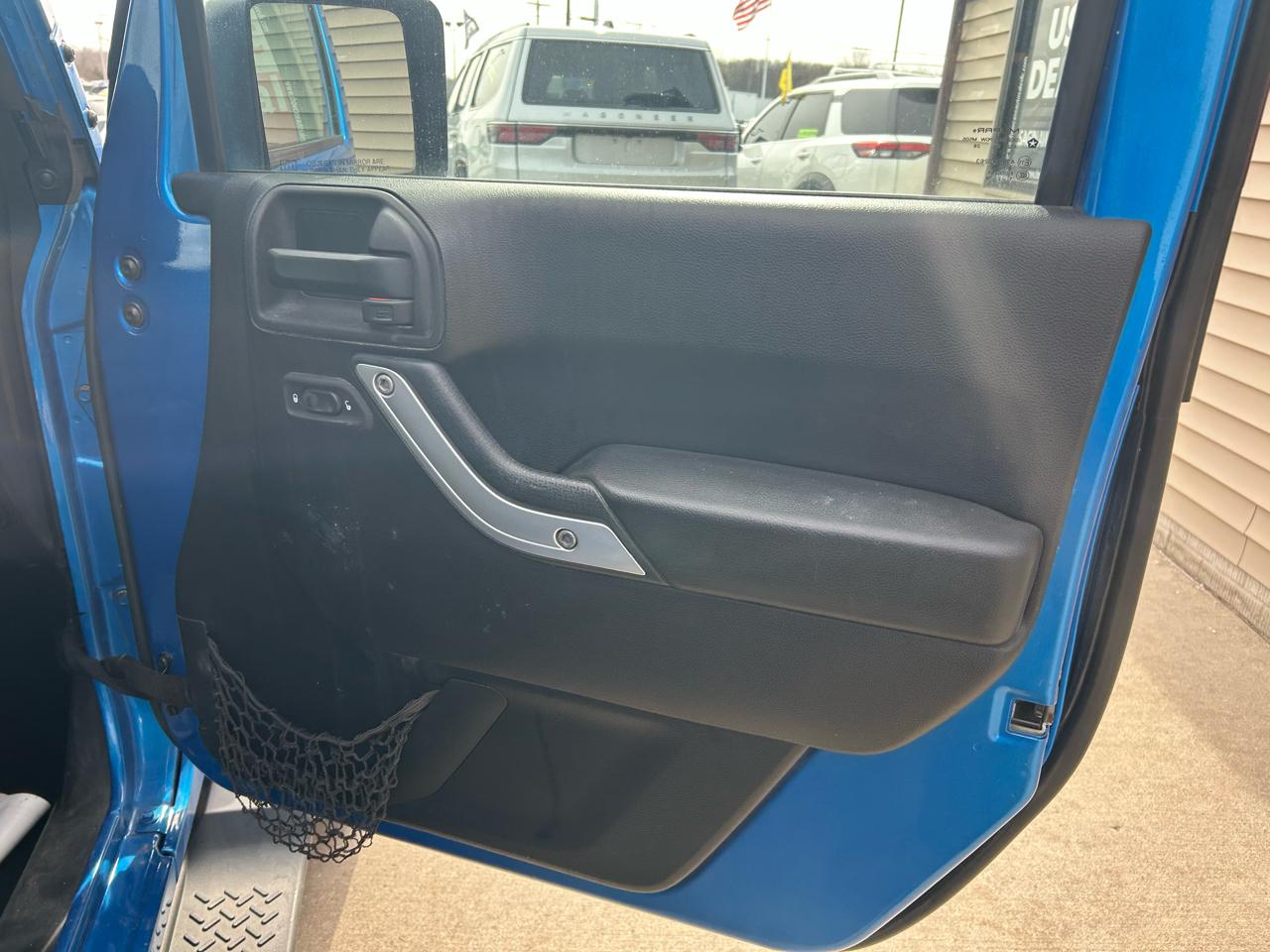 Jeep Wrangler Unlimited Sahara 4WD 2015