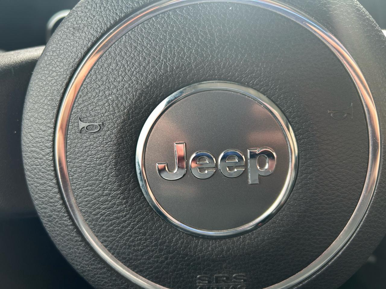 Jeep Wrangler Unlimited Sahara 4WD 2015