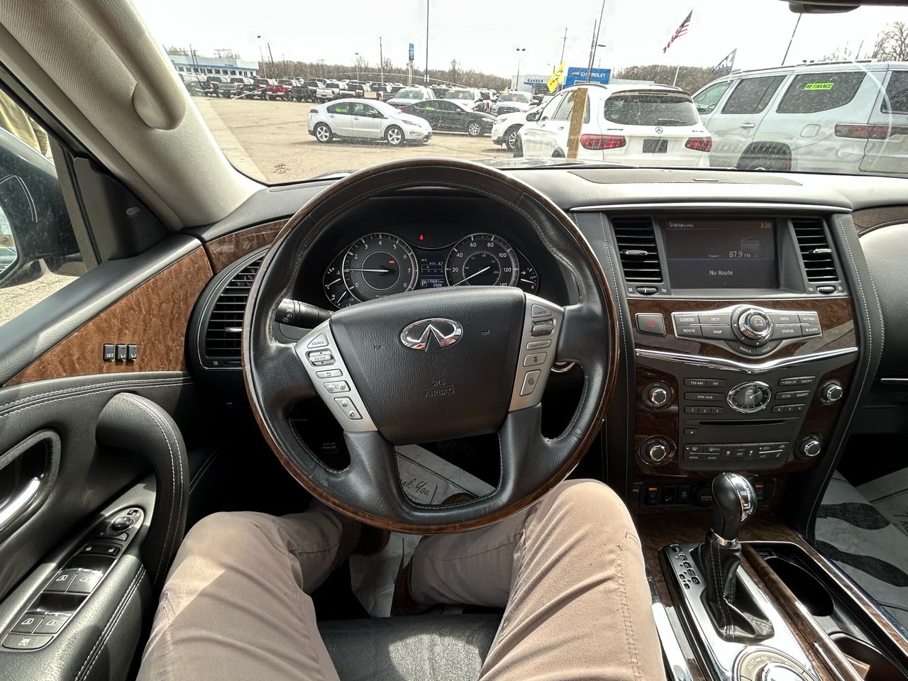 Infiniti QX80 4WD 2015