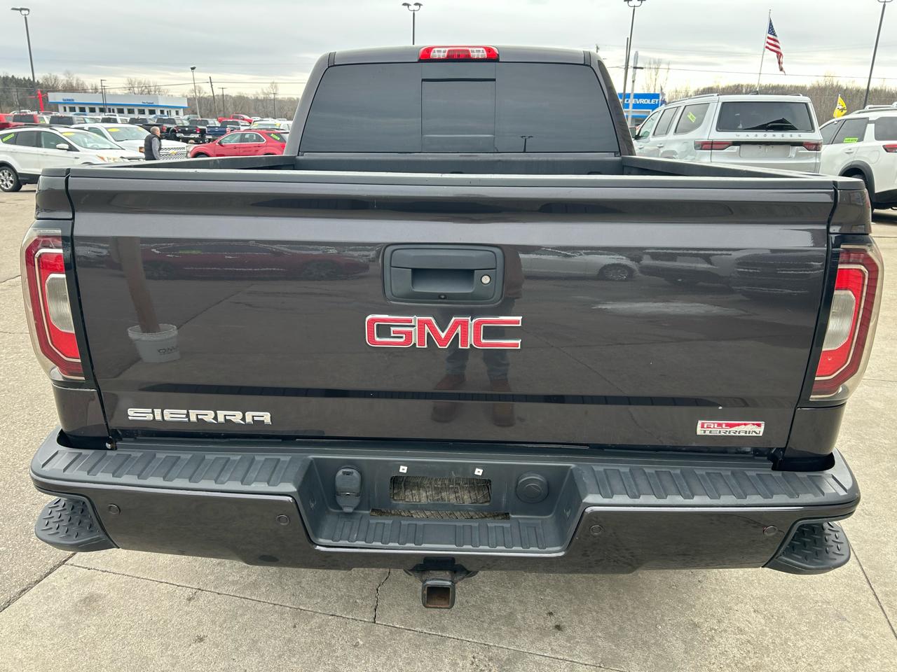 GMC Sierra 1500 SLT Crew Cab Long Box 4WD 2016