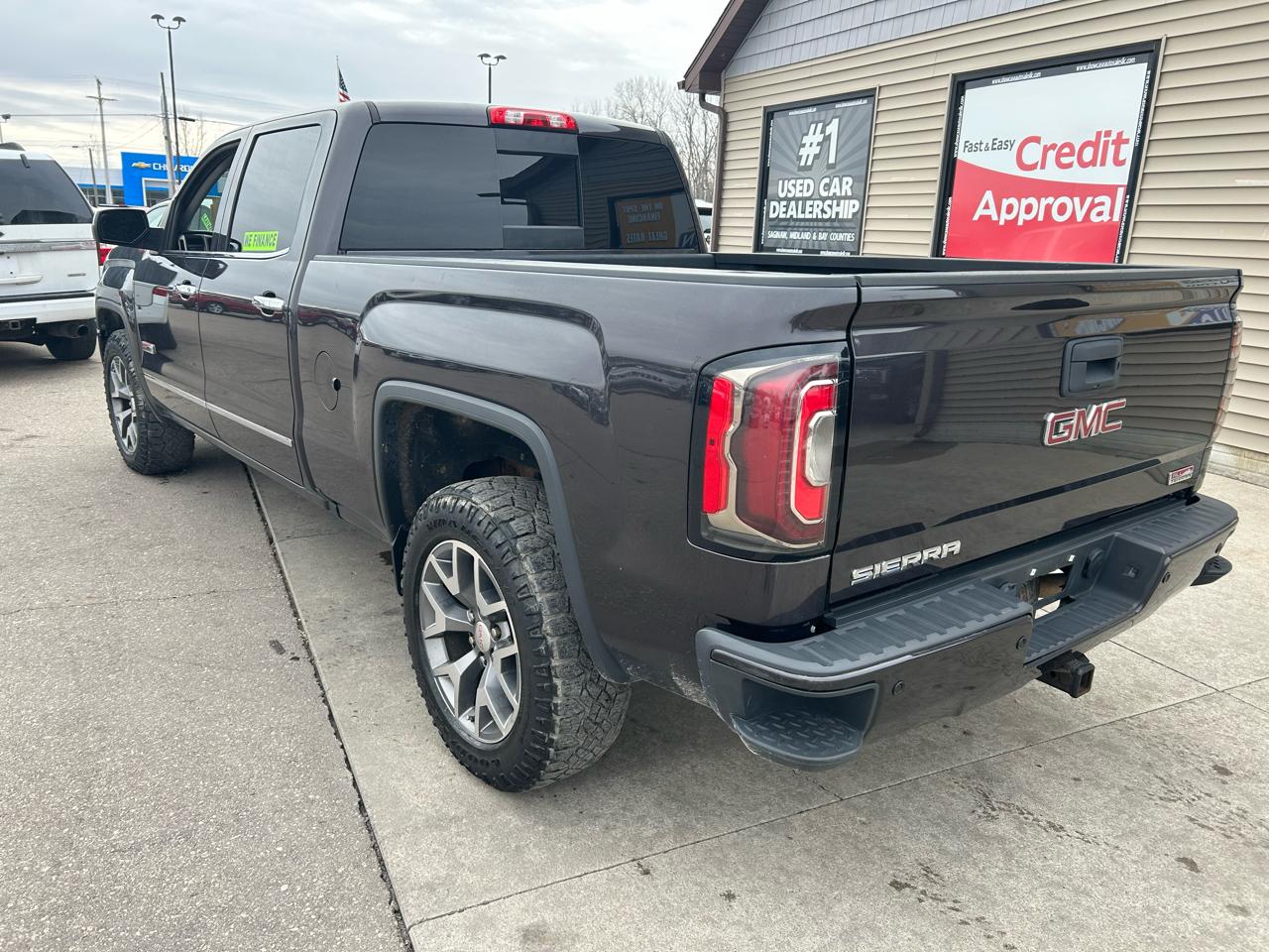 GMC Sierra 1500 SLT Crew Cab Long Box 4WD 2016