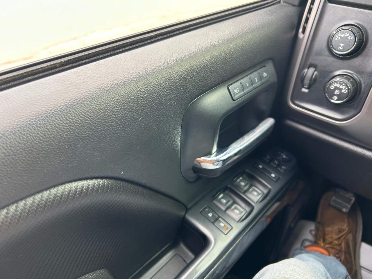 GMC Sierra 1500 SLT Crew Cab Long Box 4WD 2016