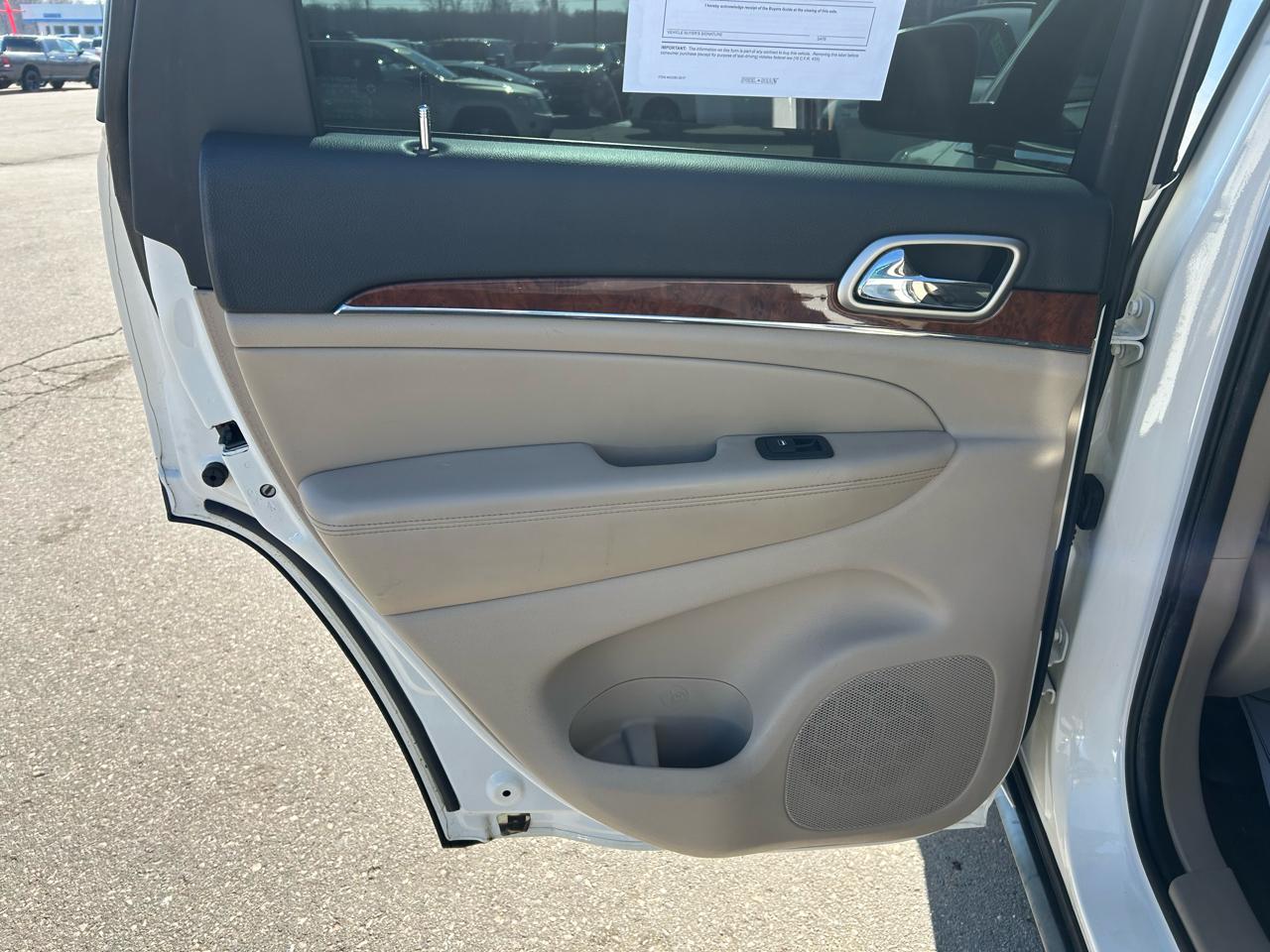 Jeep Grand Cherokee Limited 4WD 2011