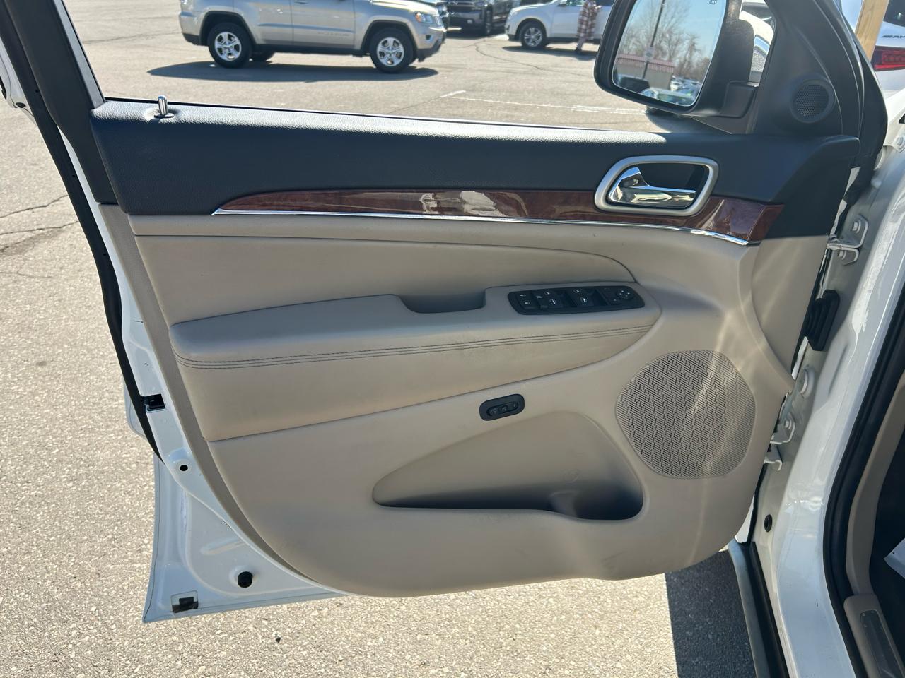 Jeep Grand Cherokee Limited 4WD 2011