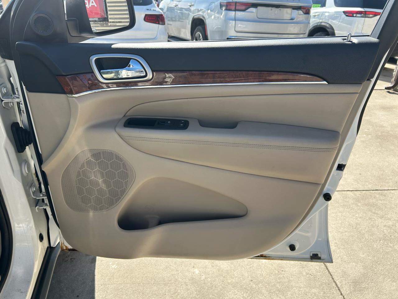 Jeep Grand Cherokee Limited 4WD 2011