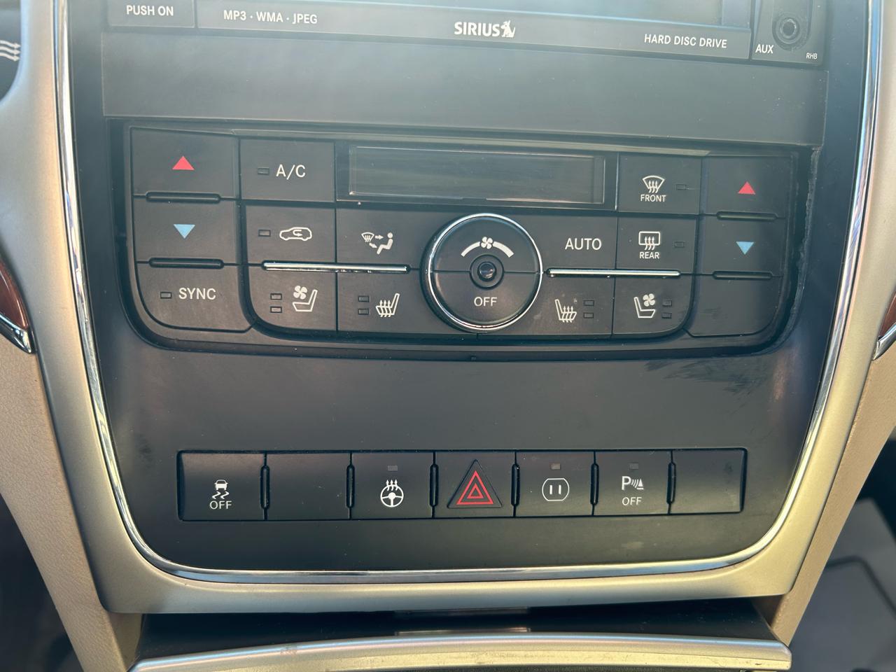 Jeep Grand Cherokee Limited 4WD 2011