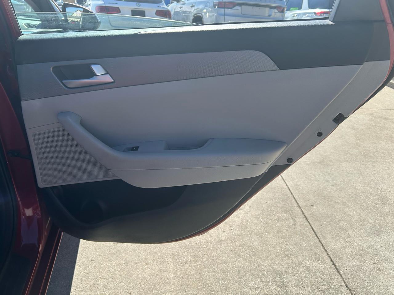 Hyundai Sonata SE 2016