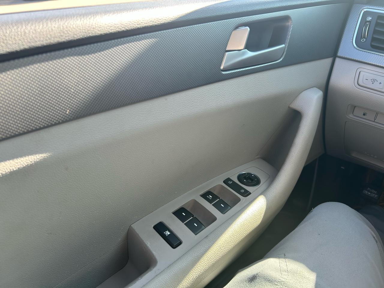 Hyundai Sonata SE 2016