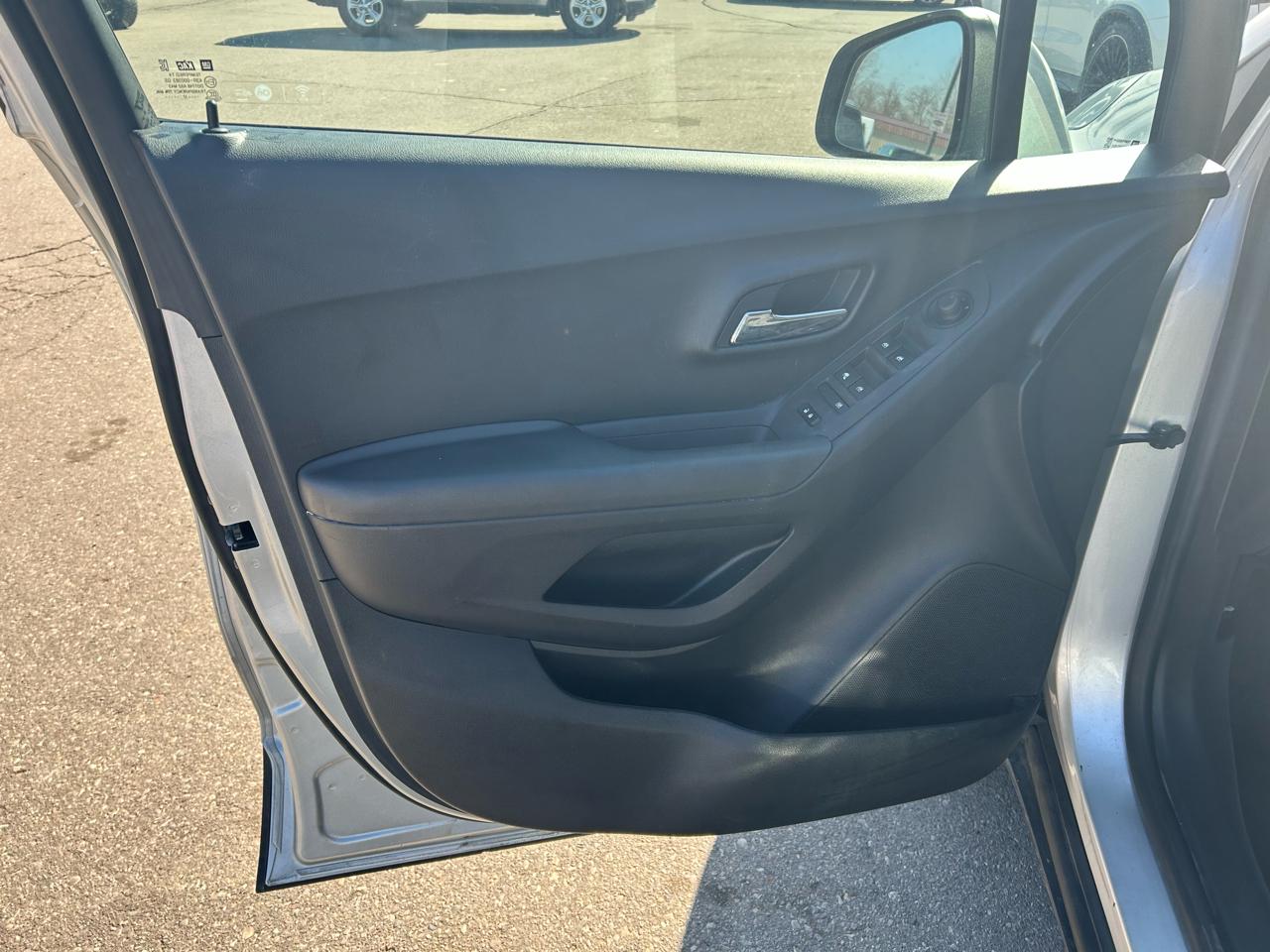 Chevrolet Trax LS FWD 2017