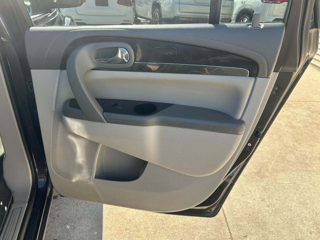 Buick Enclave Leather AWD 2015