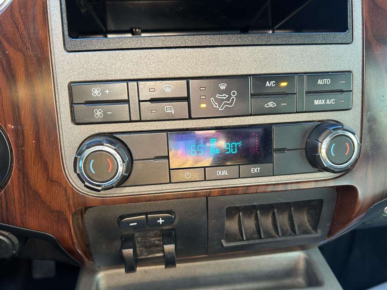 Ford F-350 SD XLT Crew Cab Long Bed 4WD 2011