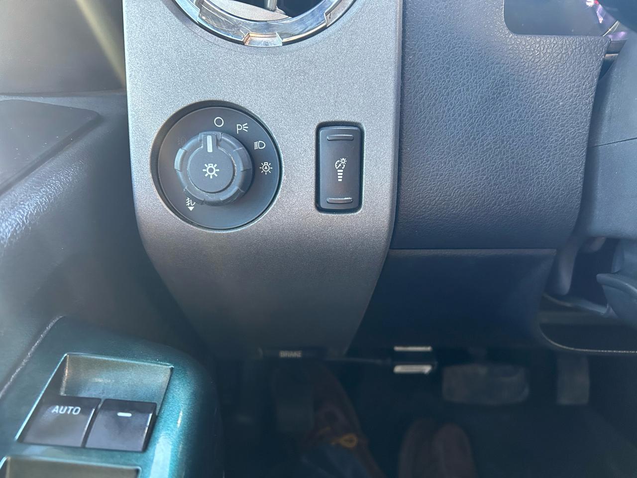 Ford F-350 SD XLT Crew Cab Long Bed 4WD 2011