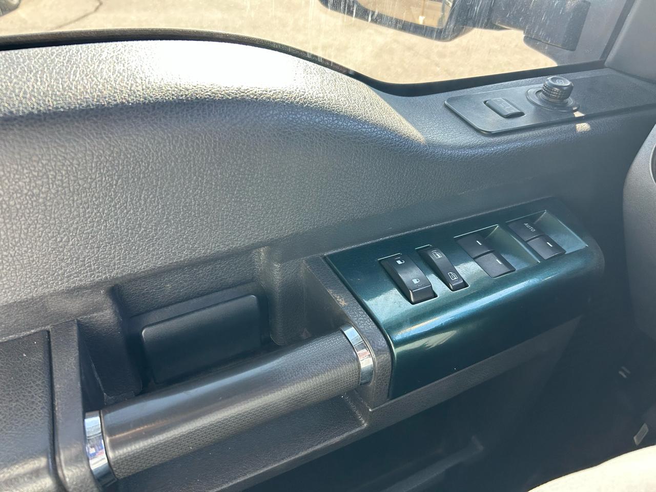 Ford F-350 SD XLT Crew Cab Long Bed 4WD 2011