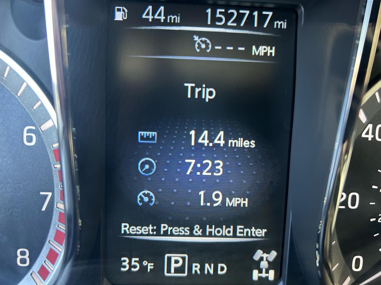 Nissan Titan Platinum Reserve Crew Cab 4WD 2017