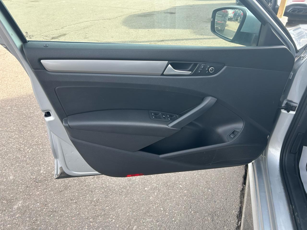 Volkswagen Passat Sport PZEV 5M 2015