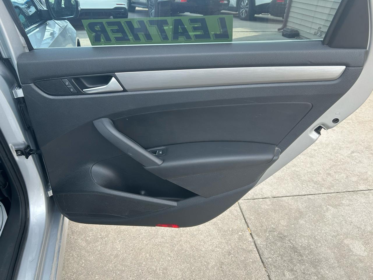 Volkswagen Passat Sport PZEV 5M 2015