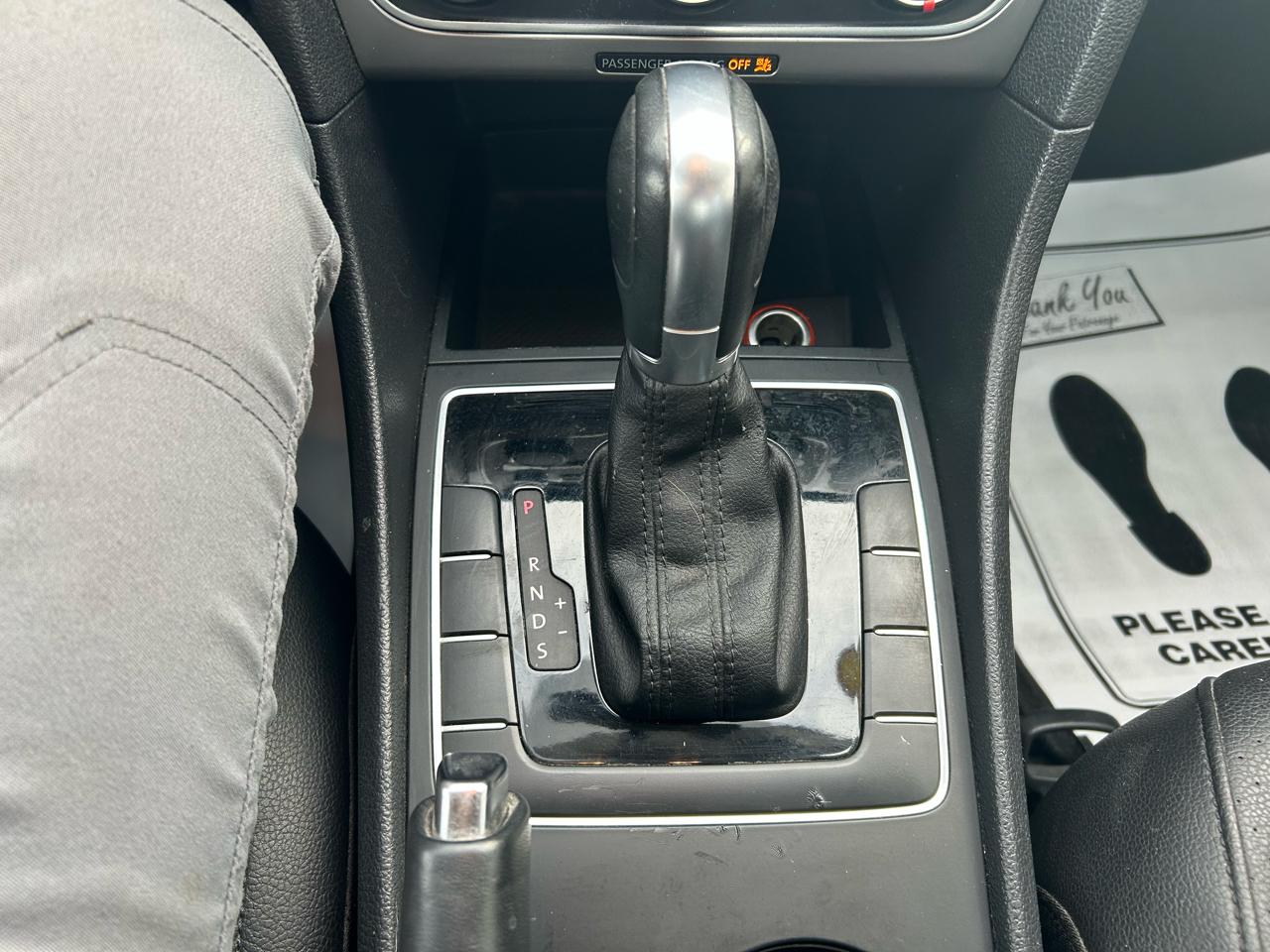 Volkswagen Passat Sport PZEV 5M 2015