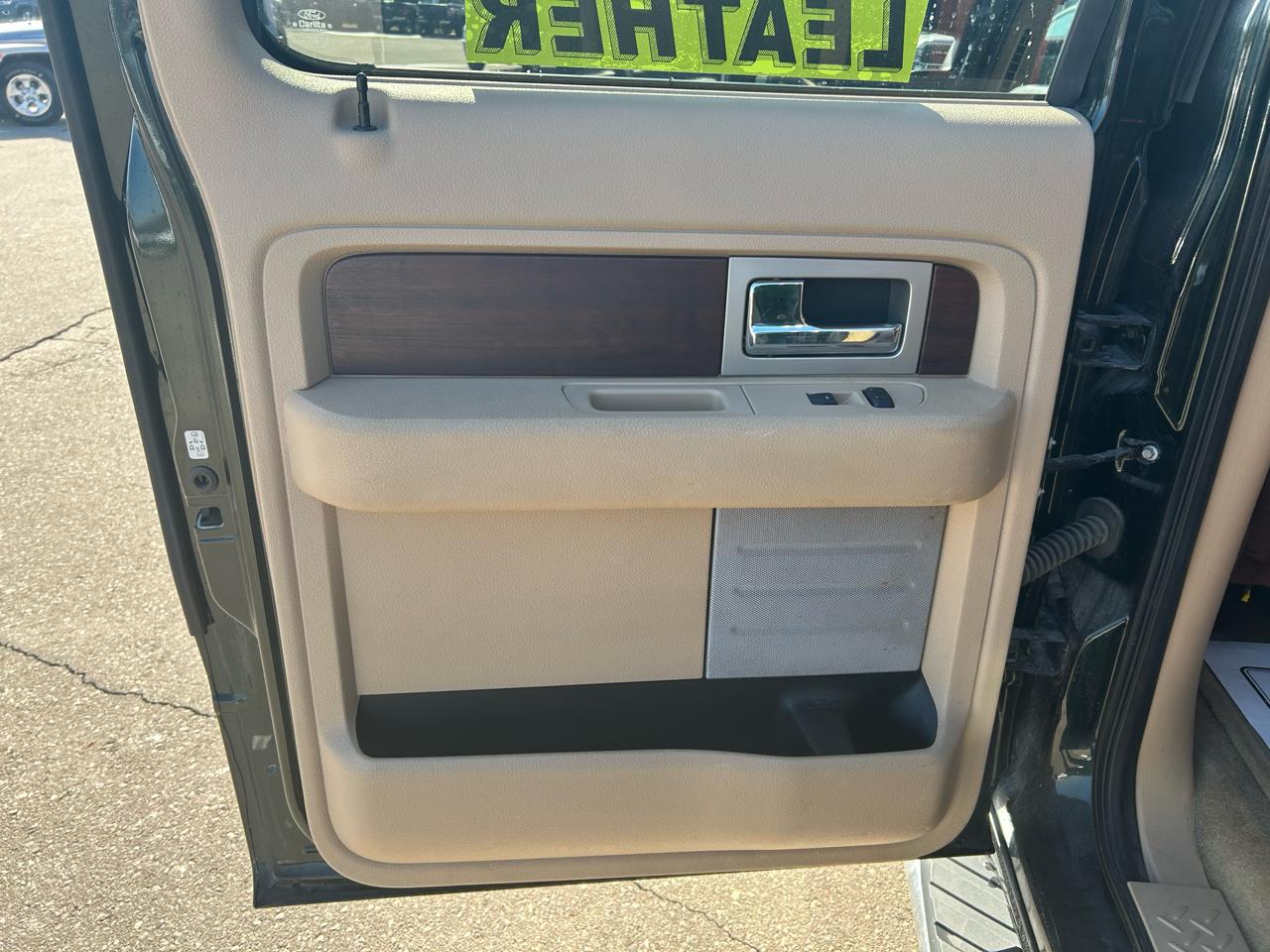 Ford F-150 King-Ranch SuperCrew 5.5-ft. Bed 4WD 2014