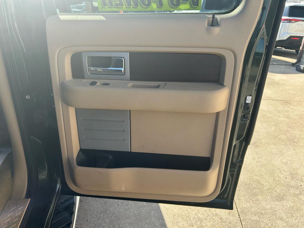 Ford F-150 King-Ranch SuperCrew 5.5-ft. Bed 4WD 2014