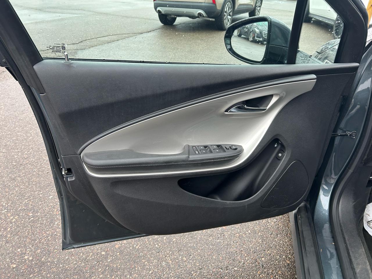 Chevrolet Volt Standard 2013