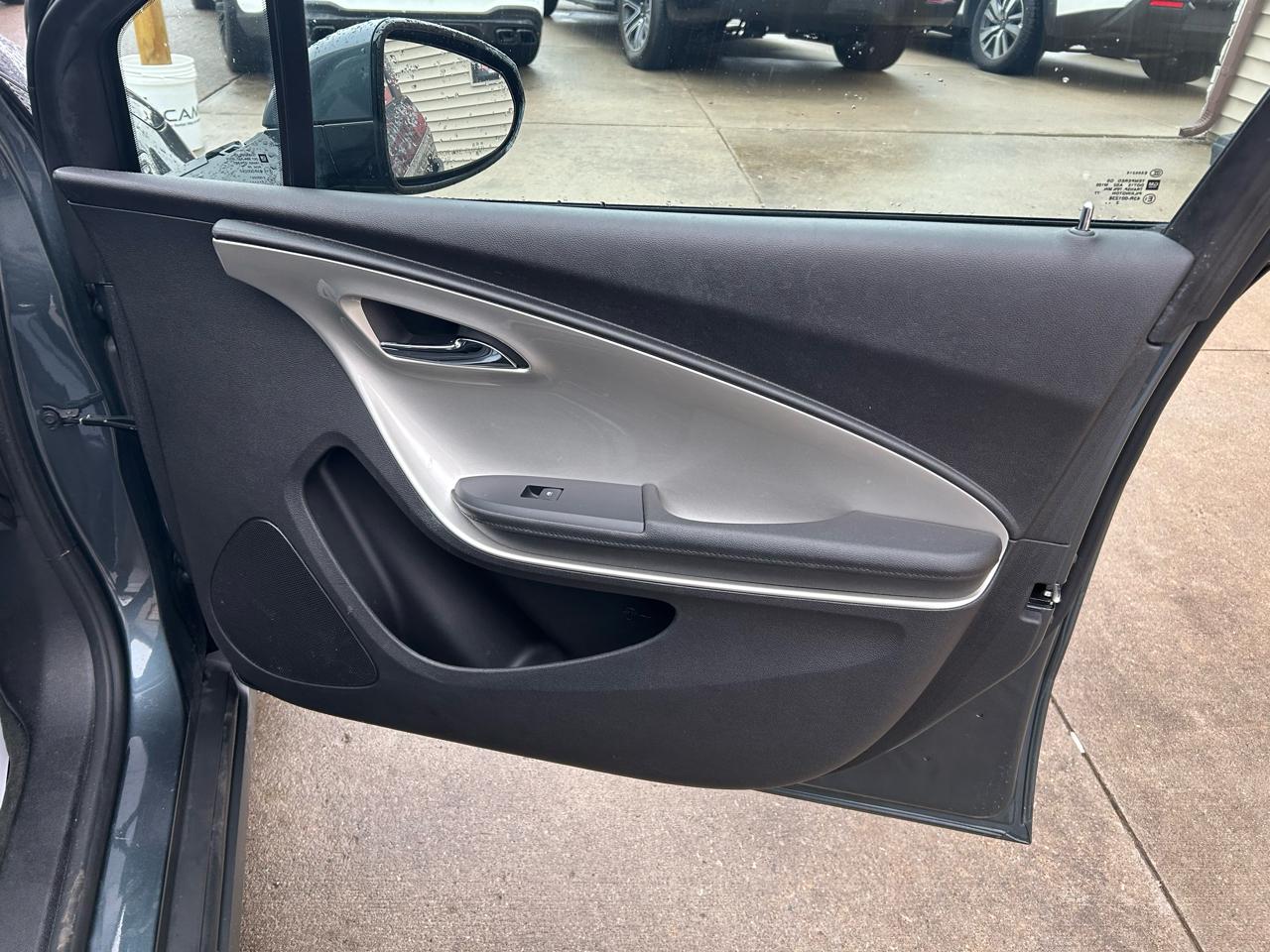 Chevrolet Volt Standard 2013