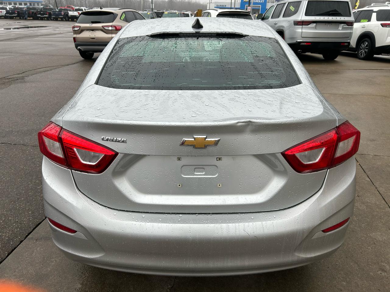 Chevrolet Cruze LS Auto 2018