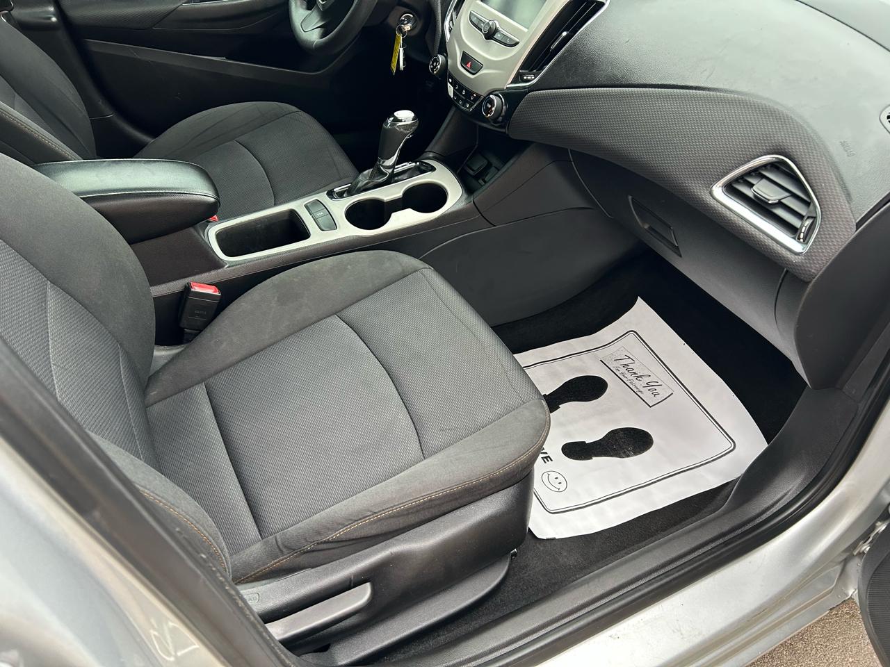 Chevrolet Cruze LS Auto 2018