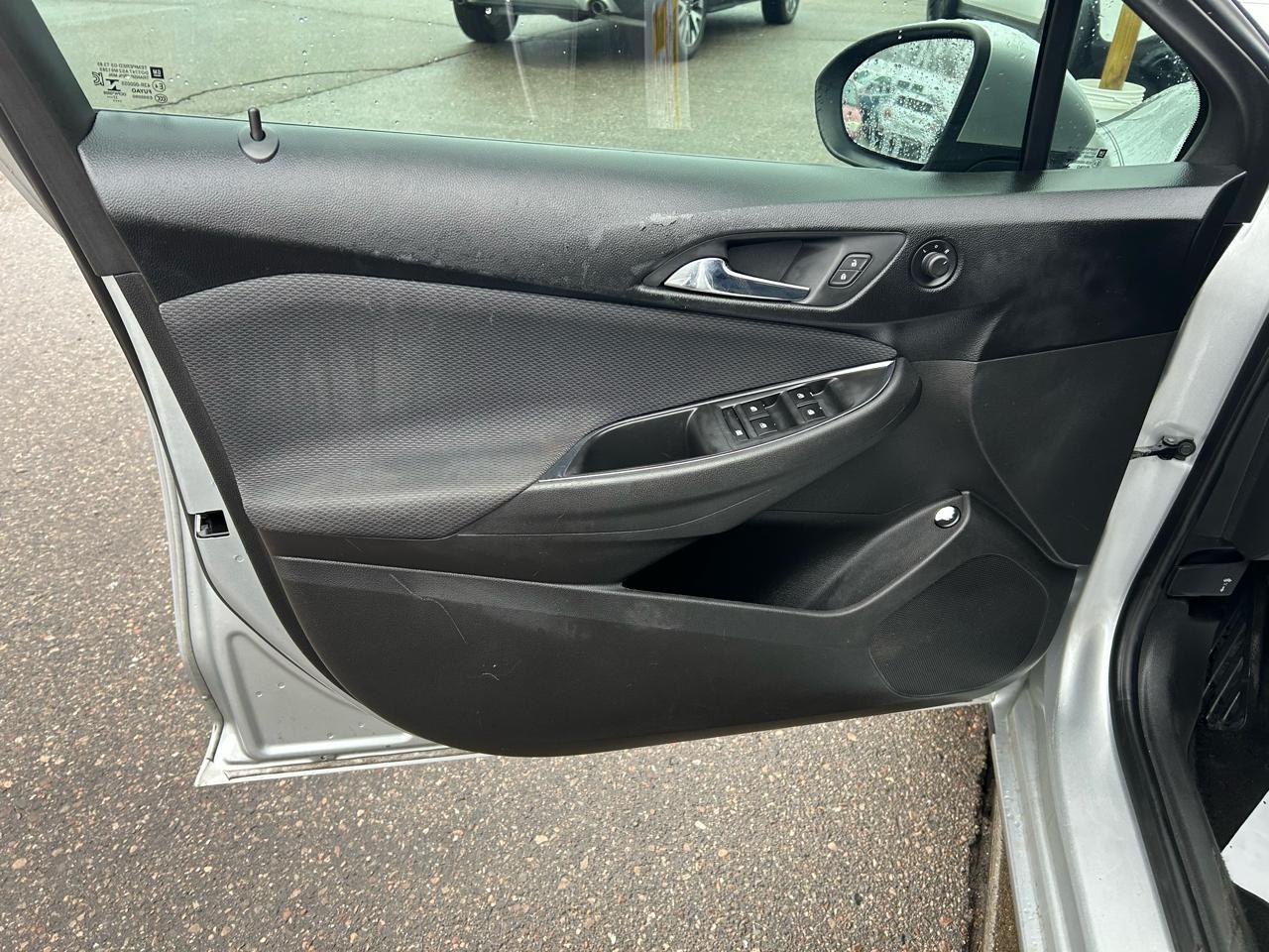 Chevrolet Cruze LS Auto 2018