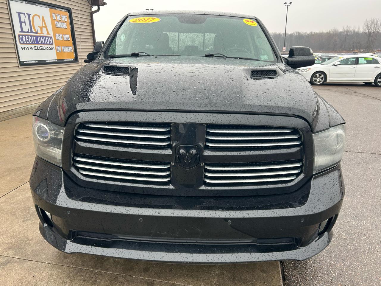 RAM 1500 Sport Quad Cab 4WD 2017